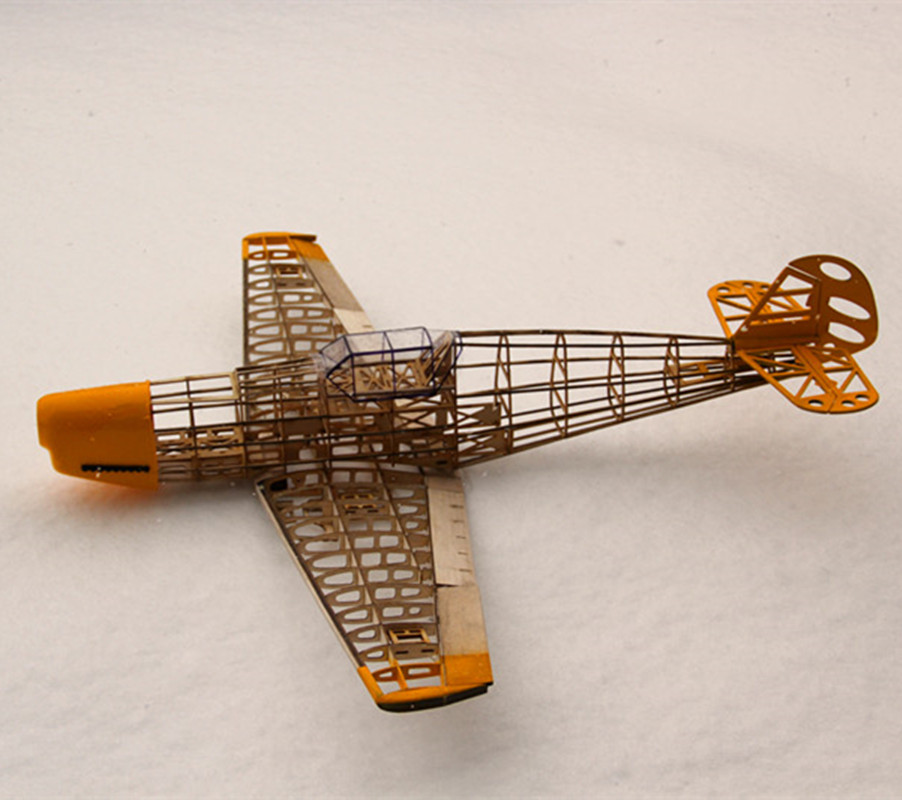 フレーム付き木製飛行機飛行機キット,モデル構築,bf109, - Laser Cut Wooden Model Kit Assembly のレビューと価格