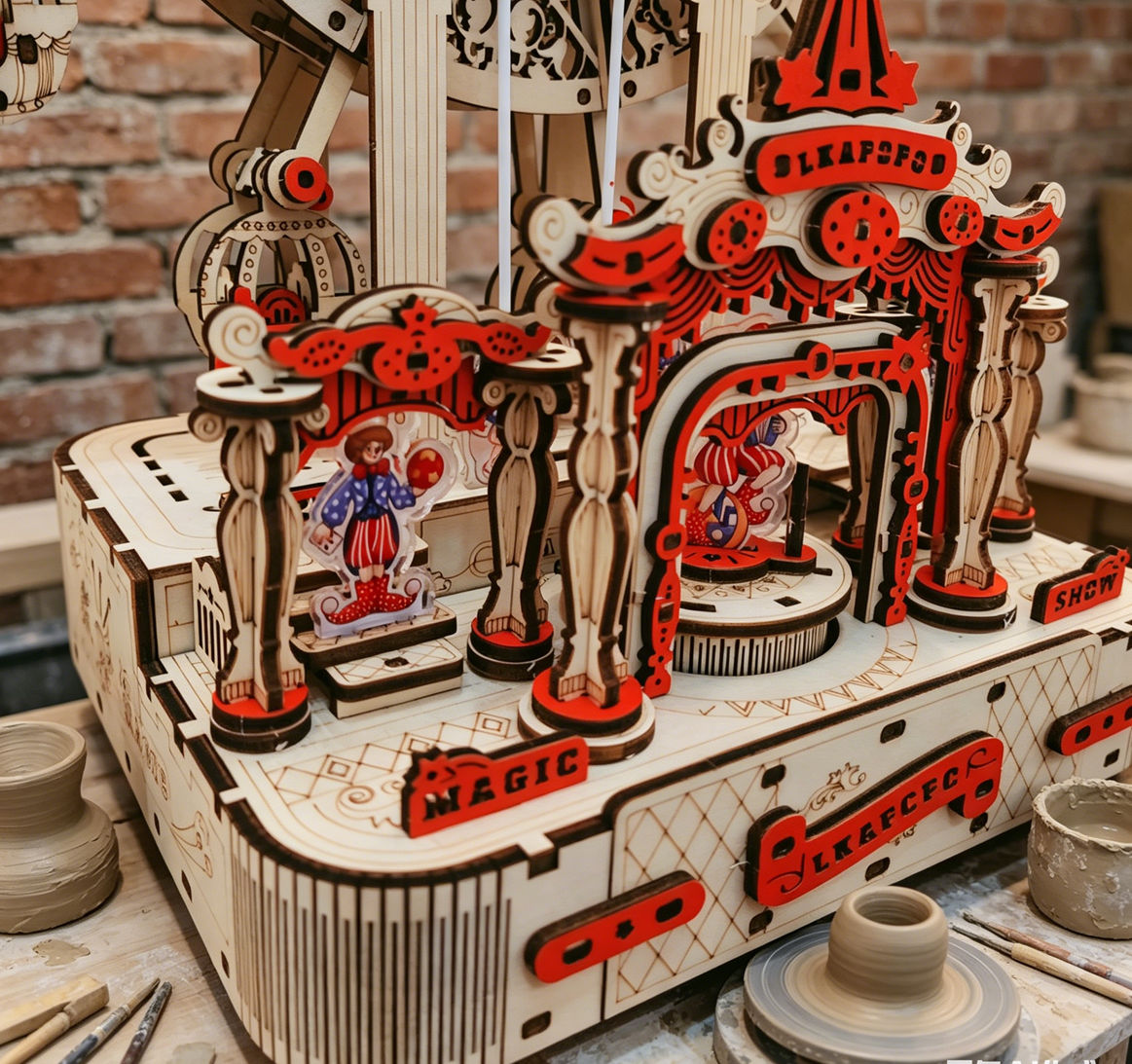 DIY 観覧車 3D 木製パズル、回転オルゴール組み立てキッ - Music Box Wooden 3D Puzzle Rotating のレビューと価格