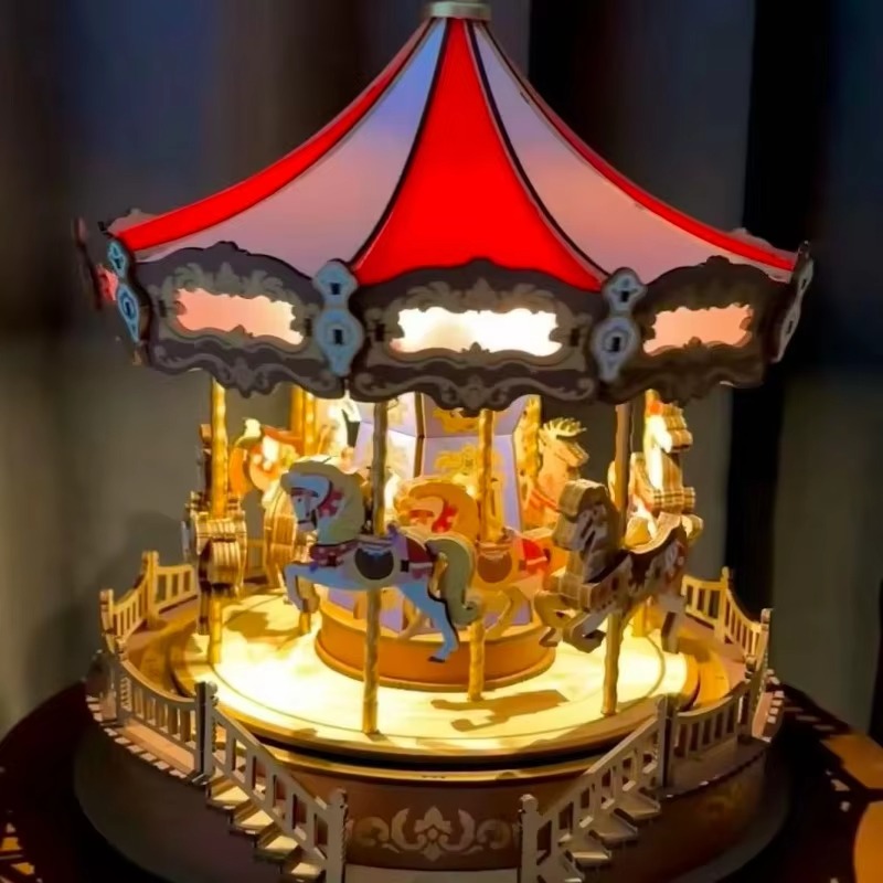 ハロウィーン・カルーセル 3D DIY 木製パズル 回転式オ - Music Box Wooden 3D Puzzle Rotating のレビューと価格