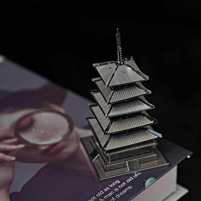 DIY 3Dステンレス製メタルパズル五層塔モデル組み立てキッ - Metal 3D Puzzle Stainless Model Kit のレビューと価格